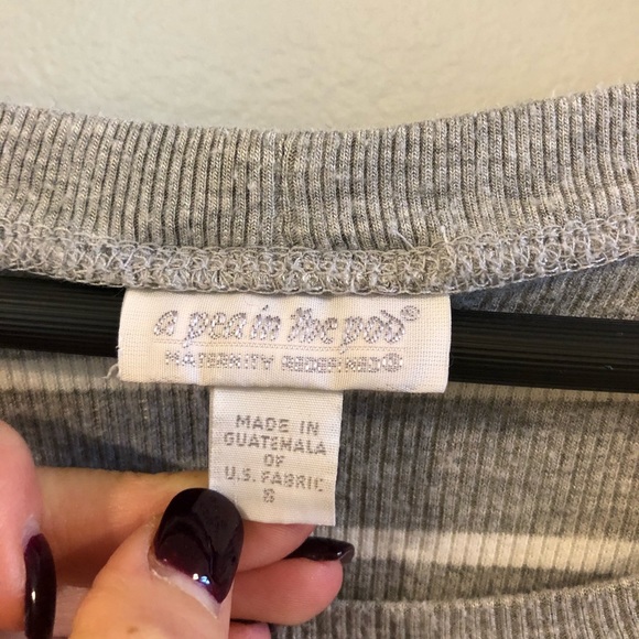 A Pea in the Pod STRIPED gray ribbed pullover - Picture 7 of 7